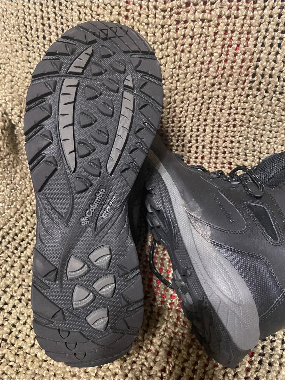 Columbia sturdy boots